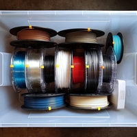 Tom's Simple Filament Clip for (not only) Fillamentum's Spools - Thumbnail 1