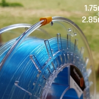 Tom's Simple Filament Clip for (not only) Fillamentum's Spools - Thumbnail 3