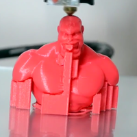 Hulk Bust - Thumbnail 3