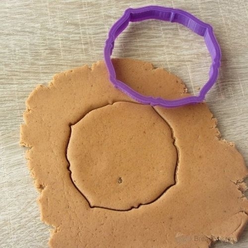 Plate 28 cookie cutter for professional