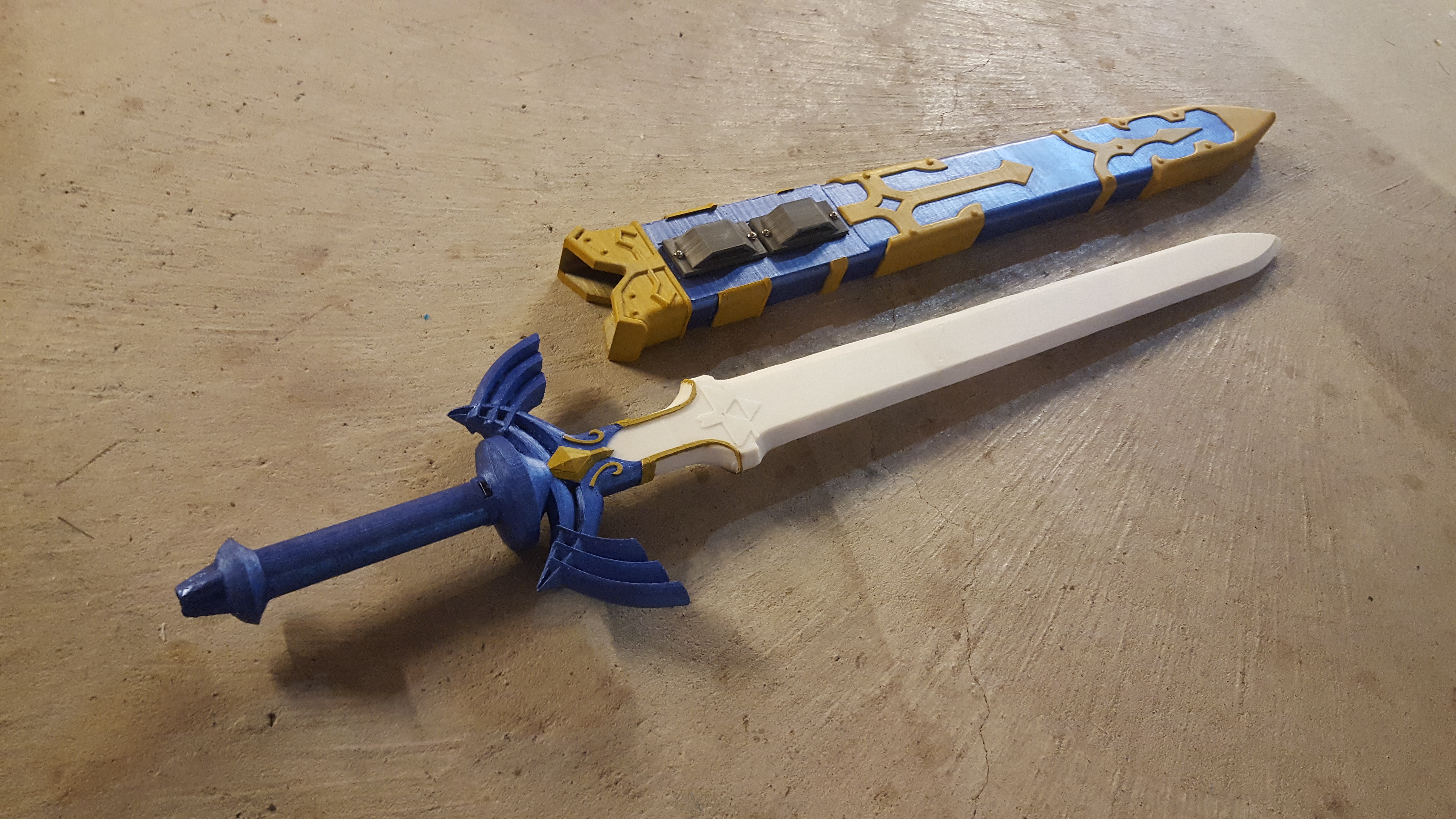 3D Printed Glowing Master Sword [REMIX] by Anima3D