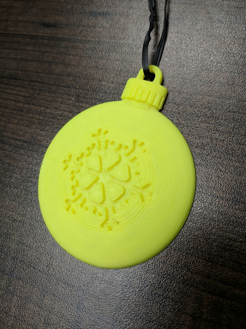 snowflake disk ball 01