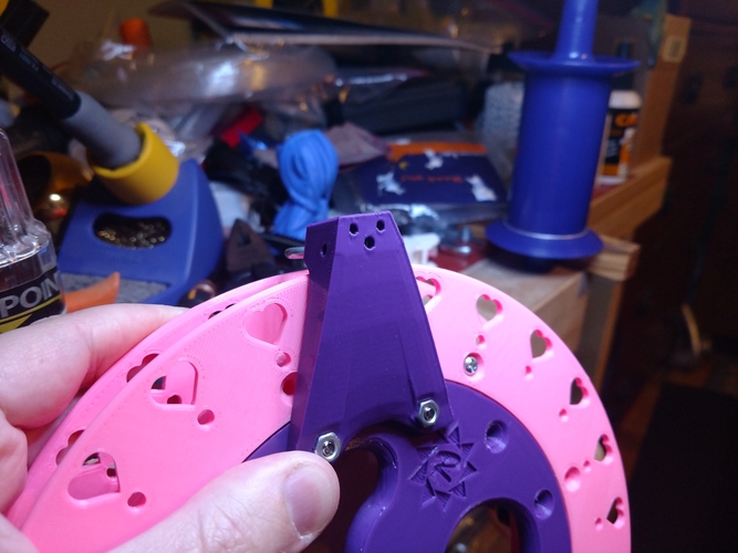 3D Printed Airsoft Pellet Bearing Kite Reel Winder by riskable