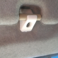 Kia Sportage Sun Visor Clip - Thumbnail 2