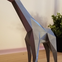 Low-Poly Giraffe - Thumbnail 5