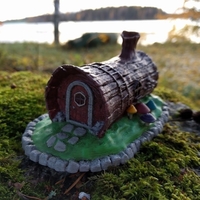 House in a Log - Thumbnail 3
