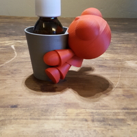 Cup holder man 2 - Thumbnail 2