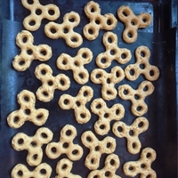 fidget spinner shaped cookie cutter - Thumbnail 4