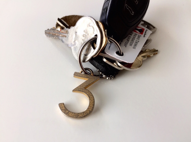 Lucky Number 3 Keychain 3D Print 17401