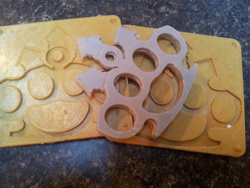 Rubber Knuckles - Mold for Multiblade brass nuckles