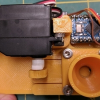 Automatic Fish Feeder - Thumbnail 4