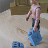 Gas/Water can with removable cap (3.75" scale) - Thumbnail 1