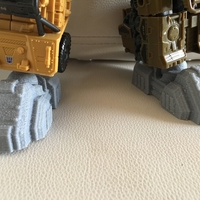 Jointed Combiner Wars feet  - Thumbnail 1