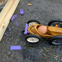 Crumple Zone Crash Test Car - Thumbnail 2