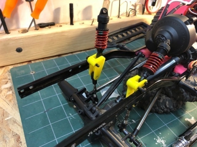 SCX-10 Cantilever Suspension (Mini E-Revo Shocks) 3D Print 179390