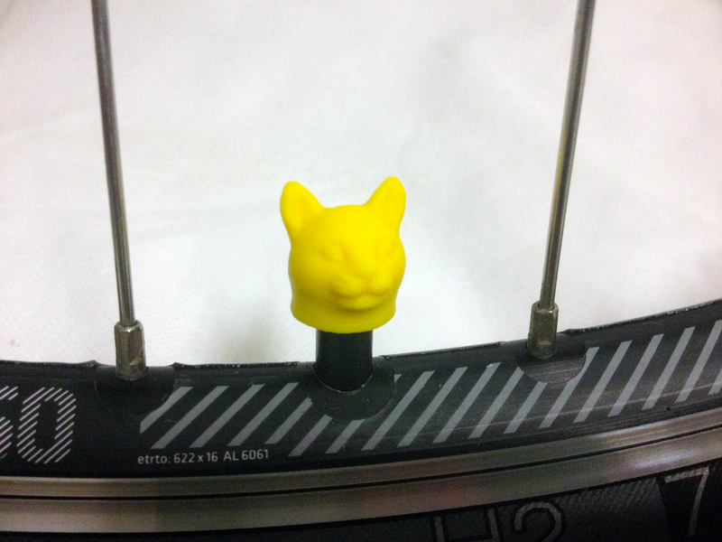 Car Truck Bike Tire Tyre Wheel Valve Stem Caps Cover Cat Head