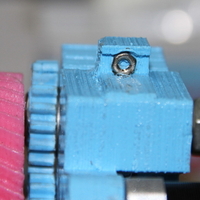 Adjustable Extruder Latch - Thumbnail 3