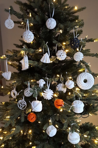 Fibonacci Christmas Tree Decoration 3D Print 180319
