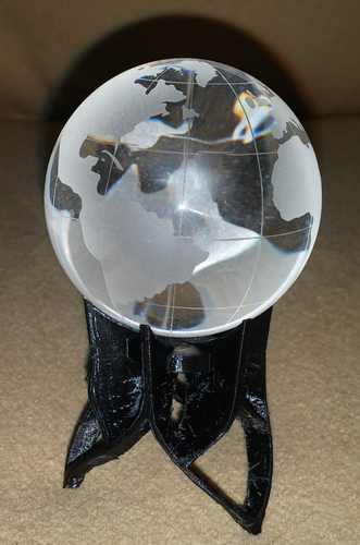 1 Inch Globe Stand With Legs