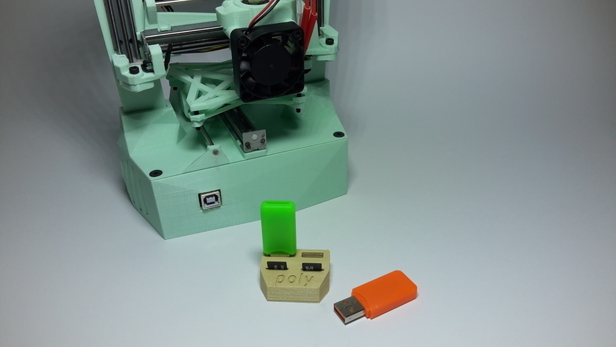 USB Poly Holder 3D Print 181317