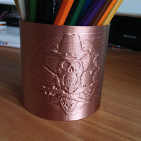 Skull pen holder - Thumbnail 1