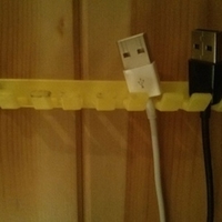 usb cable holder - Thumbnail 2