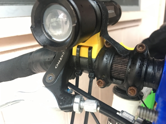 Bicycle Flashlight Mount 3D Print 183668