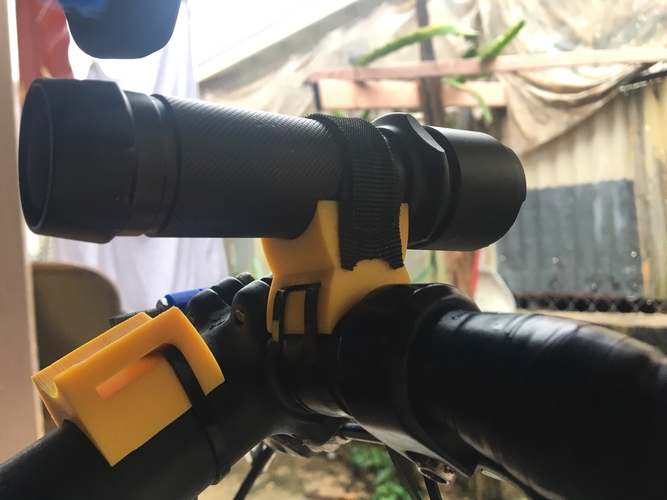 Bicycle Flashlight Mount 3D Print 183671