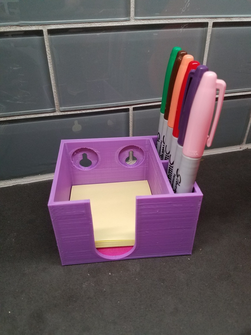 Post-it Box and Pen Holder with and without Screw Holes