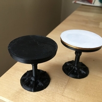 Wrought Iron Cafe Table (1:18 scale) - Thumbnail 4