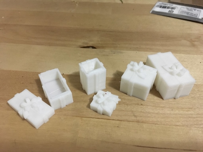 Holiday Present Box (1:18 scale) 3D Print 184214