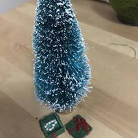 Holiday Present Box (1:18 scale) - Thumbnail 4