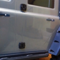 Door hinges for Traxxas TRX-4 body - Thumbnail 1
