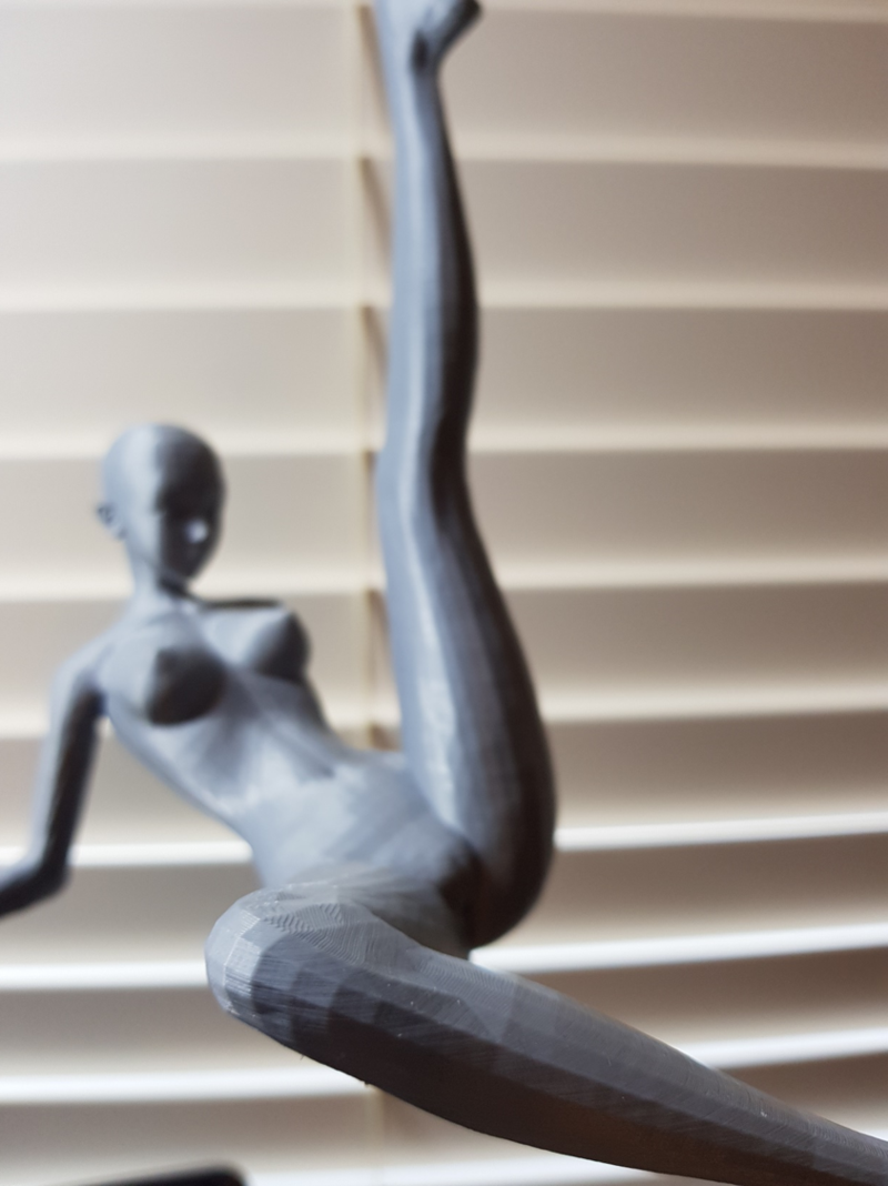 ​Nude sexy anime girl ​in dancing pose (NSFW)