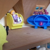 Small shelf for playmobil - Thumbnail 2