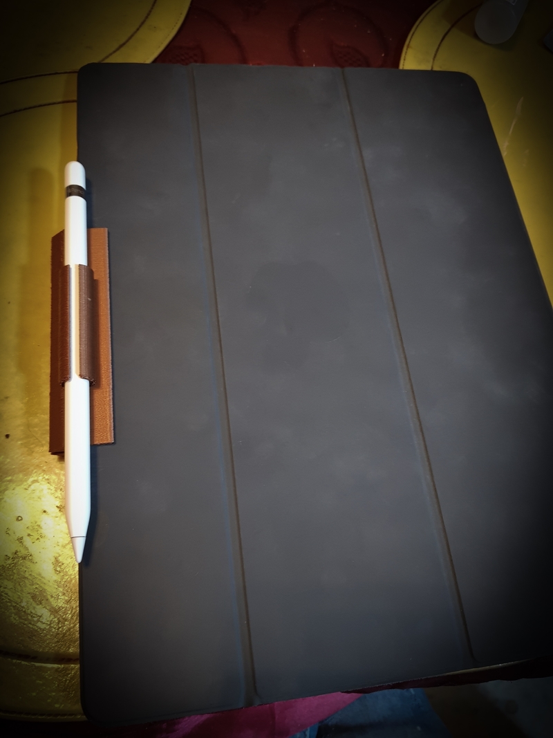 Apple Pencil with Smart Cover clips for iPad Pro