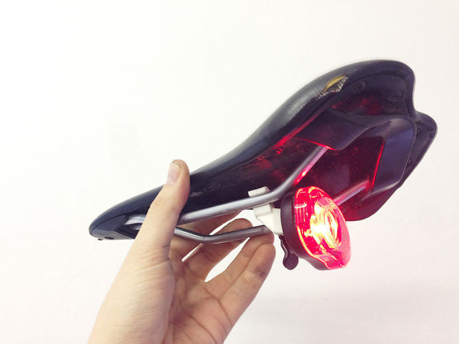 Saddle mount for "Smart LED / Planet Bike" lights ***UPDATE*** 3D Print 18947