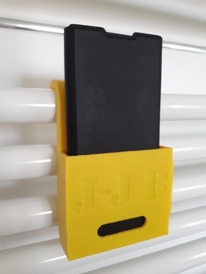 Support portable sur sèche-serviette