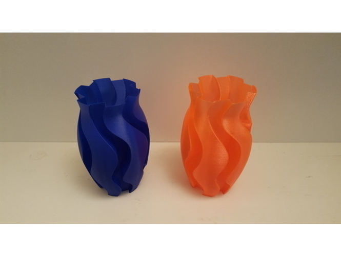 Flowing Lamp 3D Print 191332