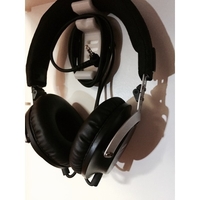 Simple Headphone Hanger/Mount - Thumbnail 3