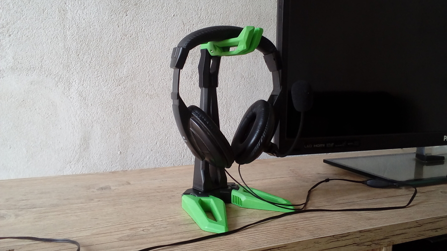 Headset Holder/Support - Gaming Design - Futuristic 3D Print 192335