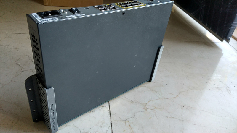 Cisco router 1800 series wall mount