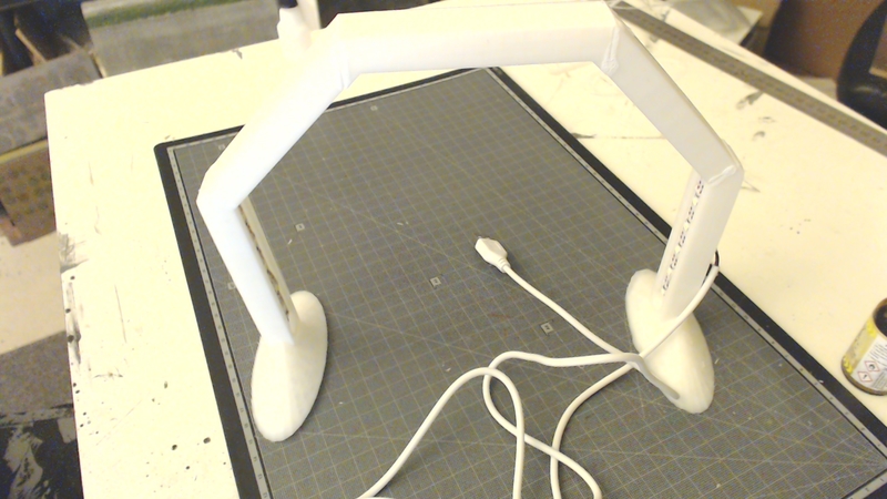 Ark of Light - Precision desk lamp for manual work