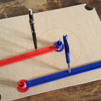 Pair of compasses - Thumbnail 2