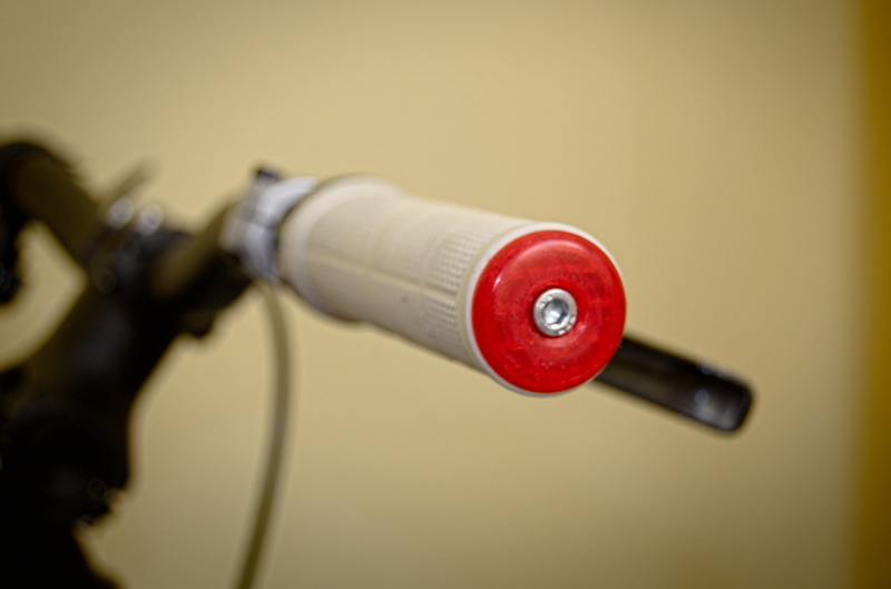 Bar-End Plugs