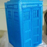 Tardis with doors - Thumbnail 3
