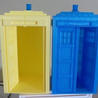 Tardis with doors - Thumbnail 4