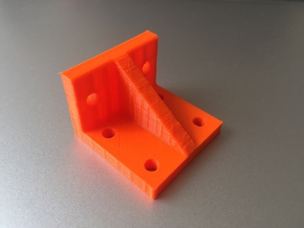 SCE8UU Corner Connection
