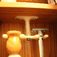 Brush & Safety Razor Hanger - Thumbnail 2