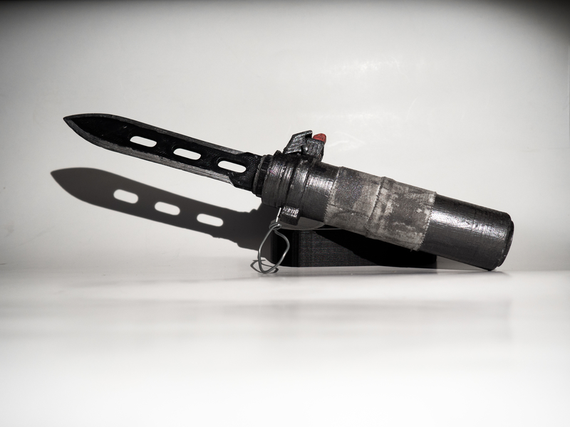 Working COD Balistic knife